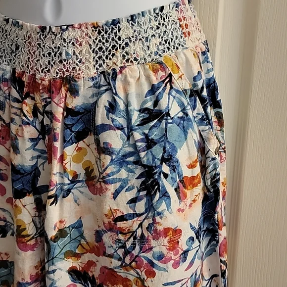 Stunning pants - Picture 2 of 10